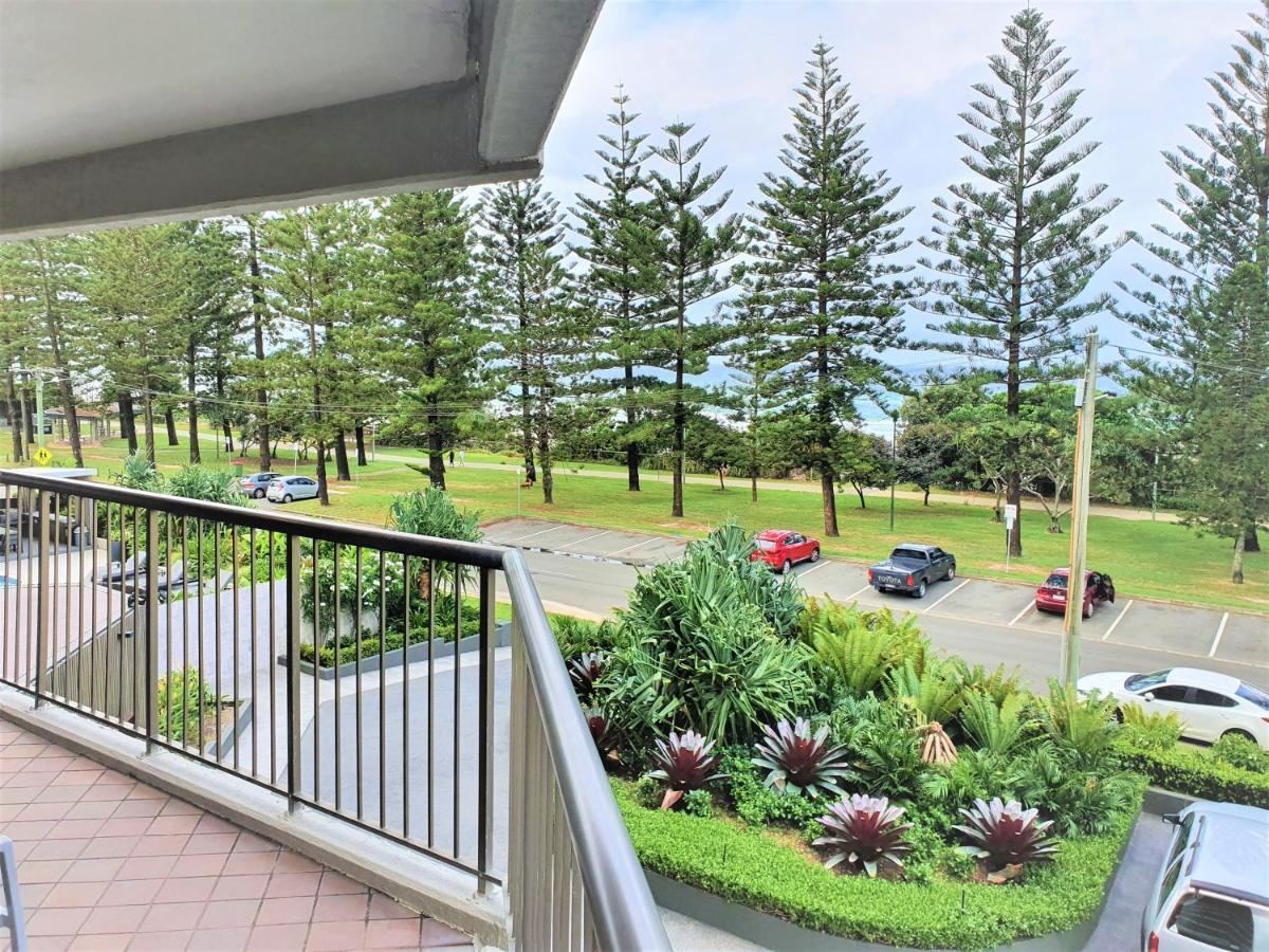 Burleigh Esplanade Apartments Gold Coast Buitenkant foto